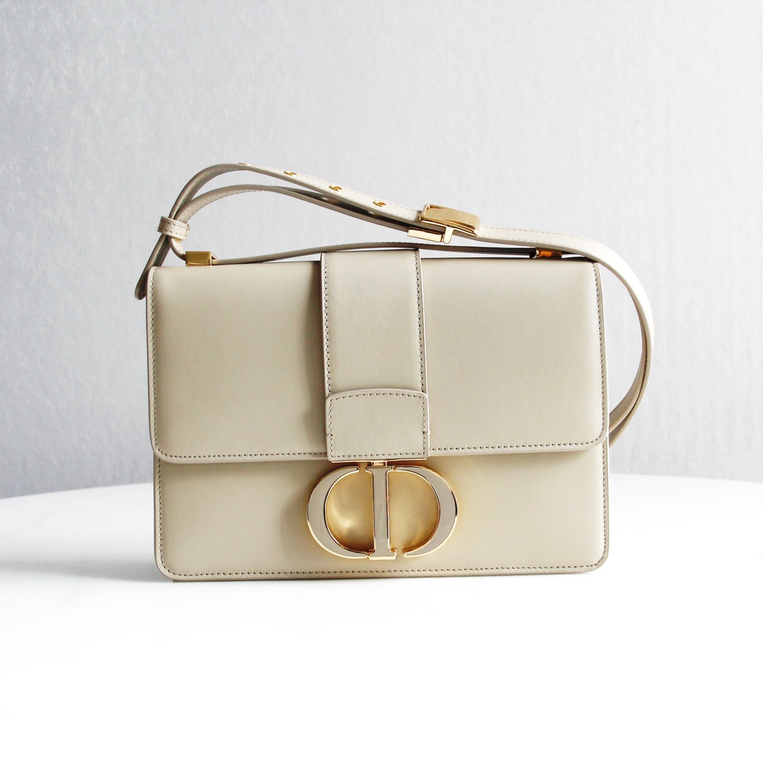 30 MontaigneBag Beige Box Calfskin